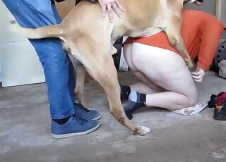 Pale-assed hottie with a wet pussy gets fucked on all fours by a dog
