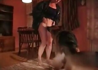 Wicked wife tempts her dog and gets pounded without limits